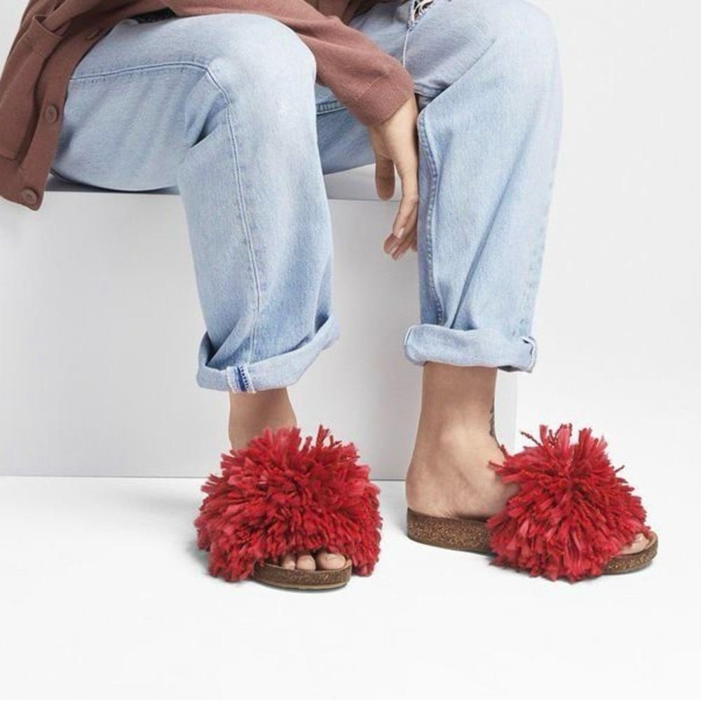 Ugg Cindi Yarn Ribbon Red Fluffy pompom Women's Slide Sandals, 8